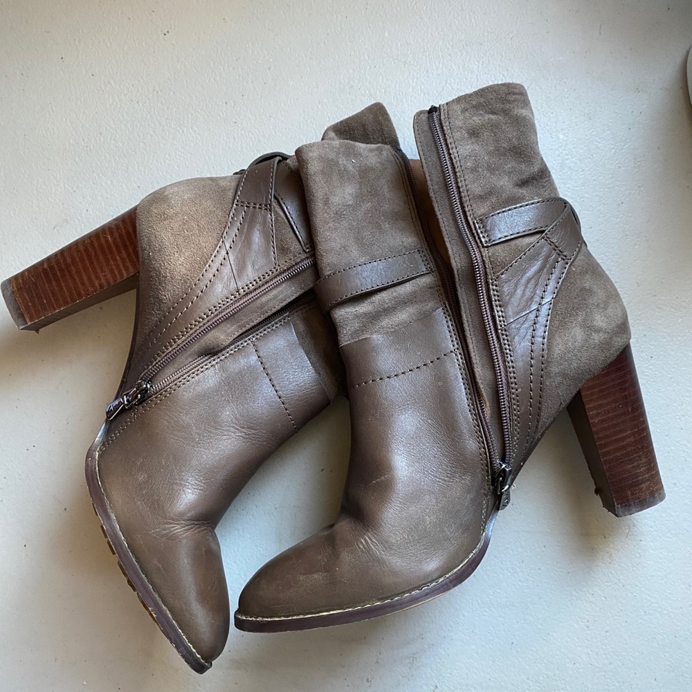 CLACKS KACIA GARNET BOOTS - Picture 2 of 10